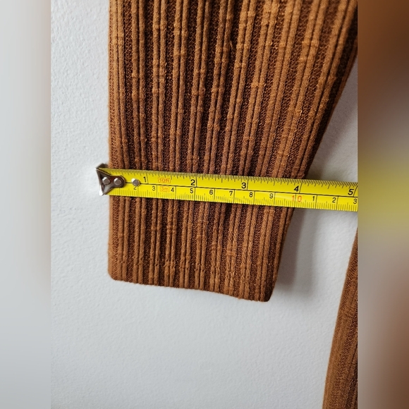 Brown Ribbed Knit Bodycon Midi Dress with Mock V-Neck Size L, BNWT - Picture 9 of 11